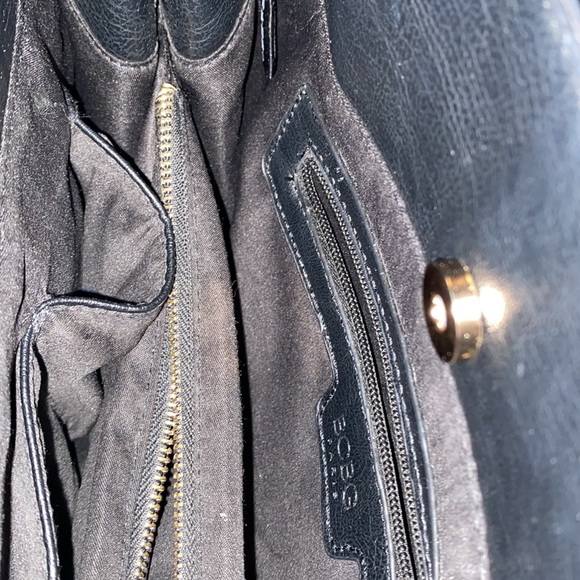 Ladies black leather faux BCBG bag from Paris - Picture 4 of 9